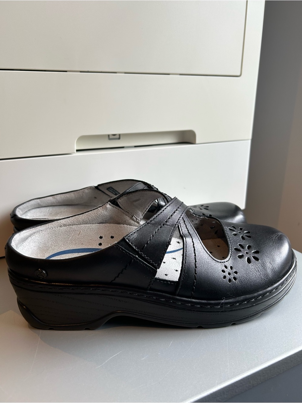 Women's Black Clog Mules Slip-On Shoe Size 10 Wide